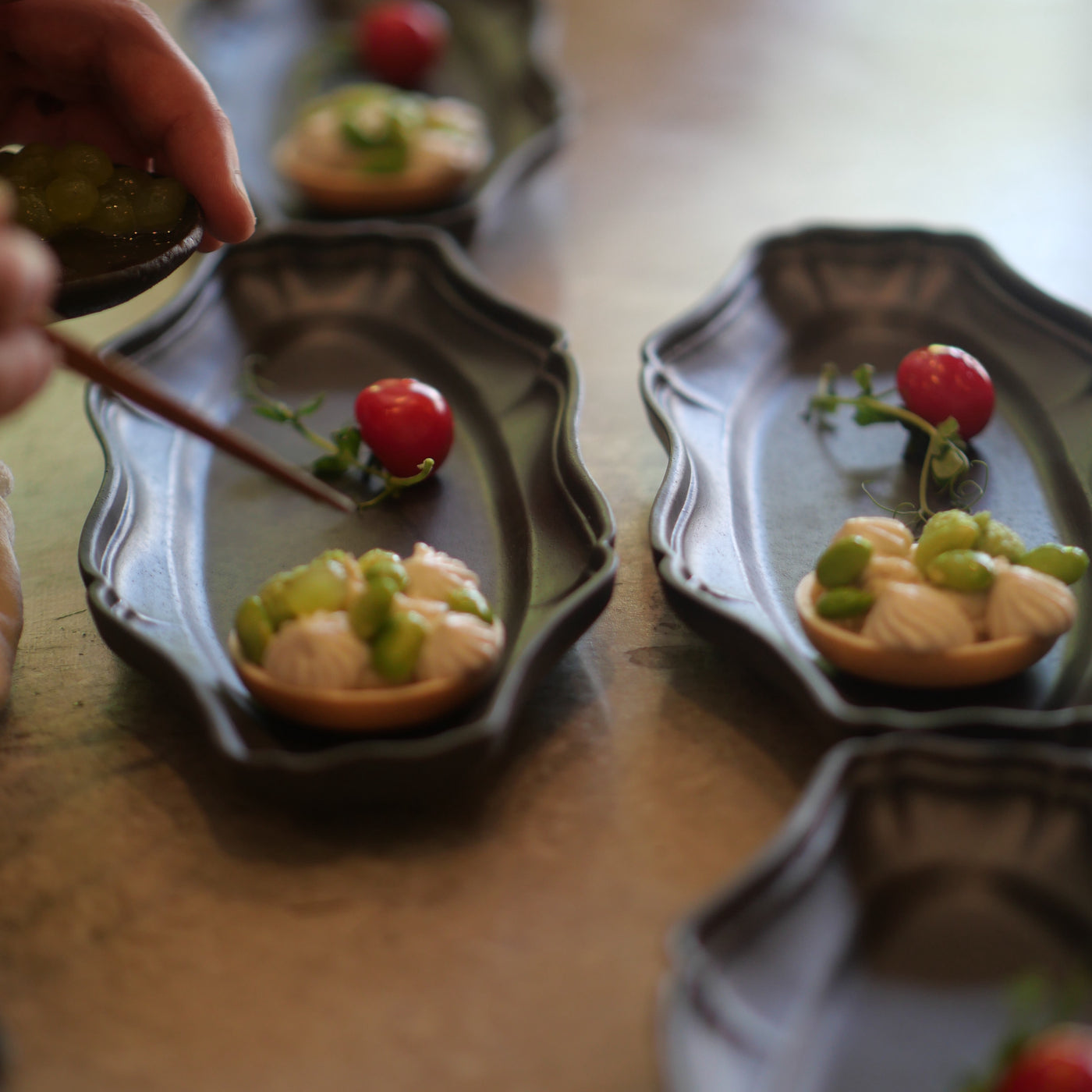 輪花オーバル長皿