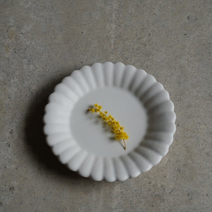 輪花デザート皿 S – 臼杵焼オンラインストア
