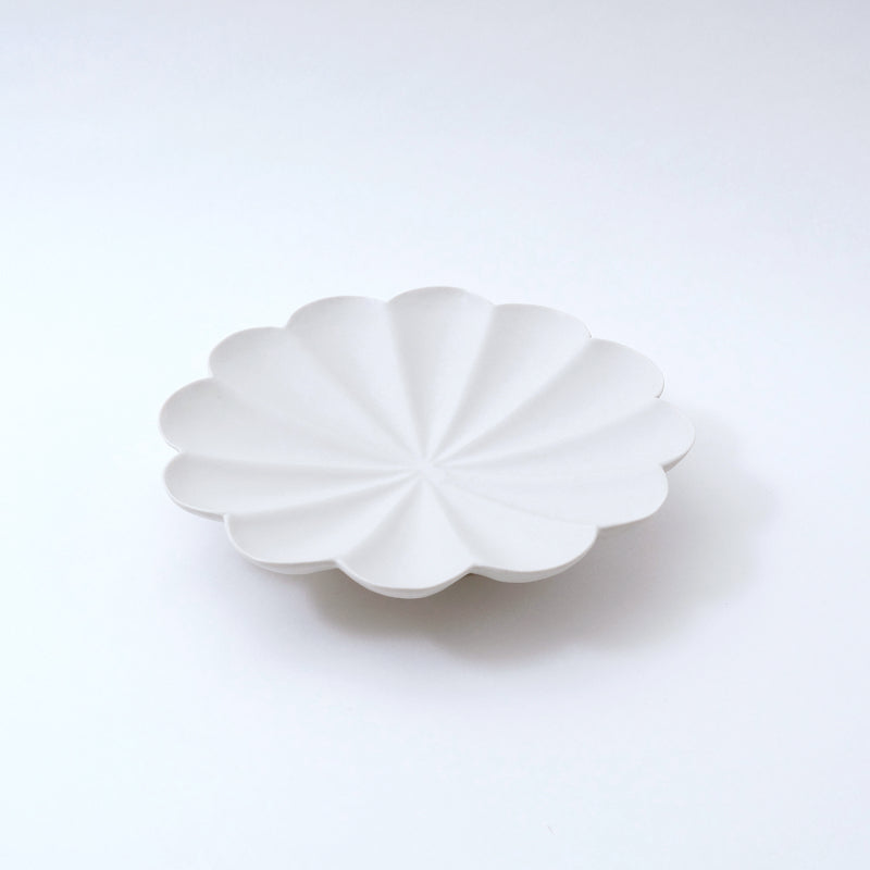 臼杵焼 輪花十二弁浅鉢 白 計８枚 新品３枚 使用済５枚 セット 輪花十二弁浅鉢 – 臼杵焼オンラインストア